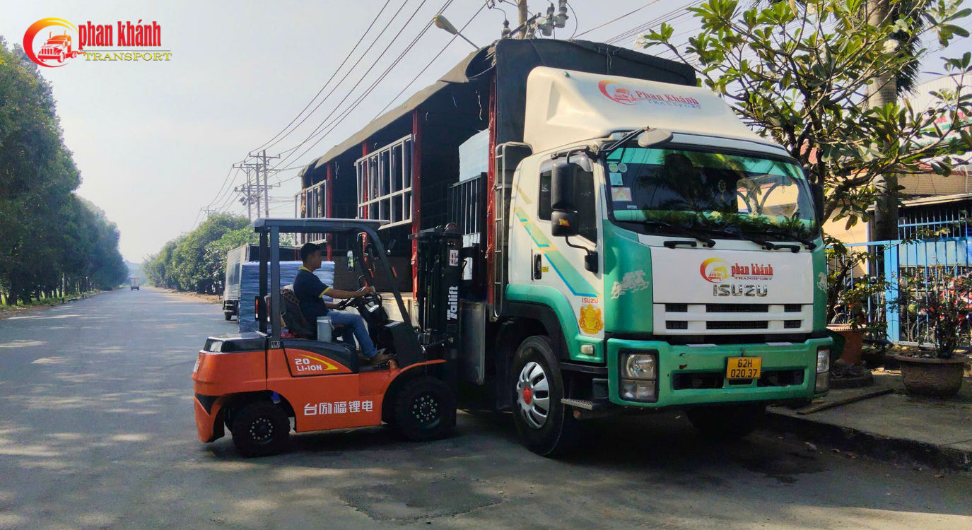 CÔNG TY TNHH VẬN TẢI PHAN KHÁNH