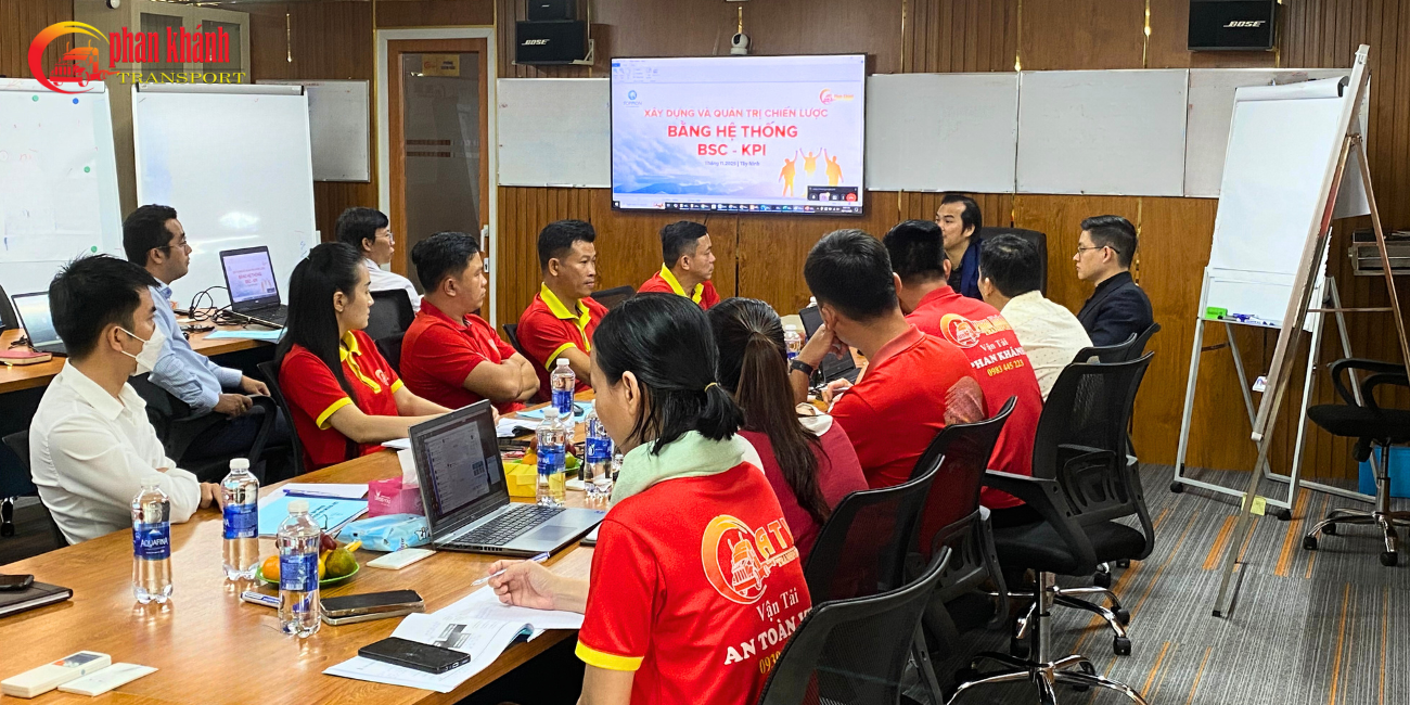 CÔNG TY TNHH VẬN TẢI PHAN KHÁNH
