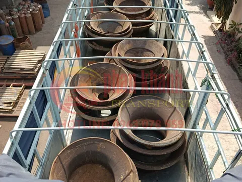 Vận chuyển sắt thép VLXD Long An