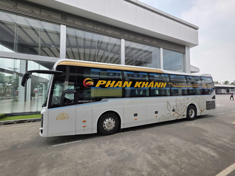 Xe khách chất lượng cao Vận tải Phan Khánh tuyến Tây Ninh/Long An - Sài Gòn - Huế.